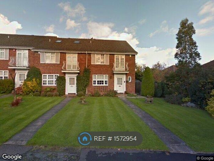 3 Bedroom End Of Terrace House To Rent In Sunningdale Close, Stanmore, HA7