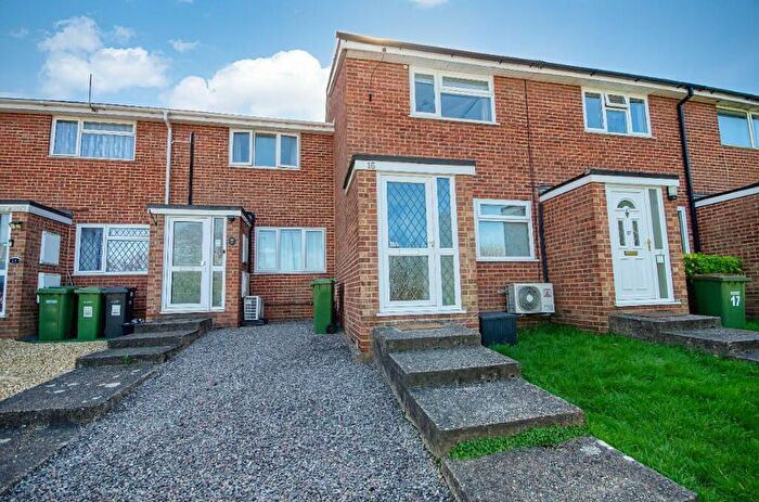 2 Bedroom Terraced House For Sale In Woodlea Gardens, West End, Hampshire, SO30