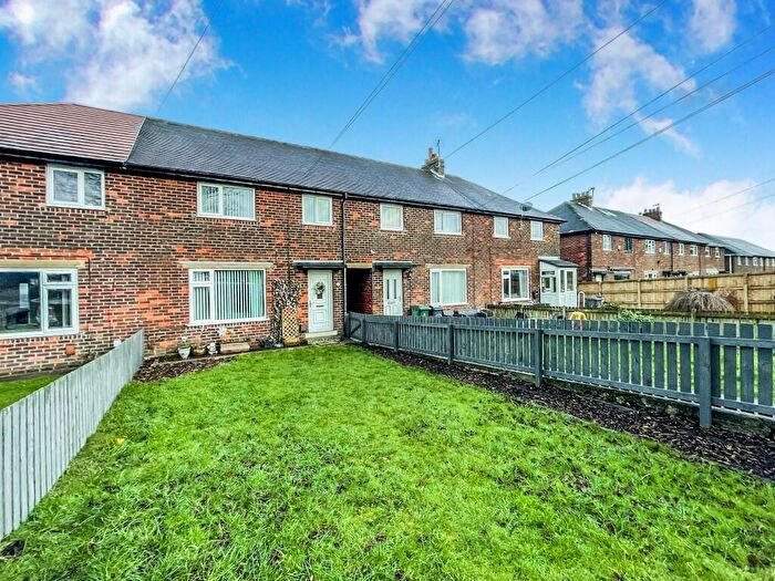 3 Bedroom Terraced House For Sale In Sycamore Avenue, Huddersfield, West Yorkshire, HD3