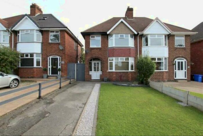 3 Bedroom House To Rent In Stanton Road, Burton-On-Trent, DE15