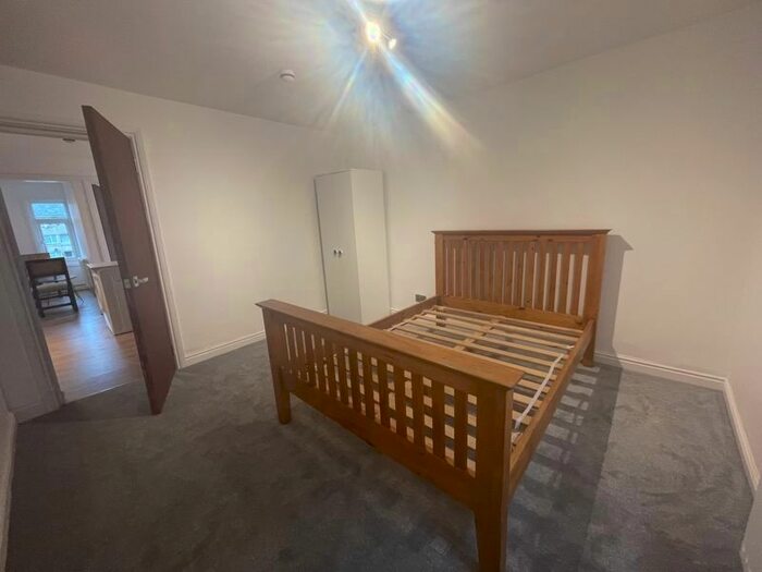 2 Bedroom Flat To Rent In Station Road, Uxbridge, UB8