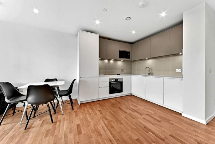 1 Bedroom Flat To Rent In Timberyard, Deptford, SE8