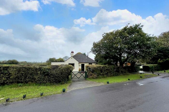 3 Bedroom Bungalow For Sale In Winfrith Newburgh, DT2