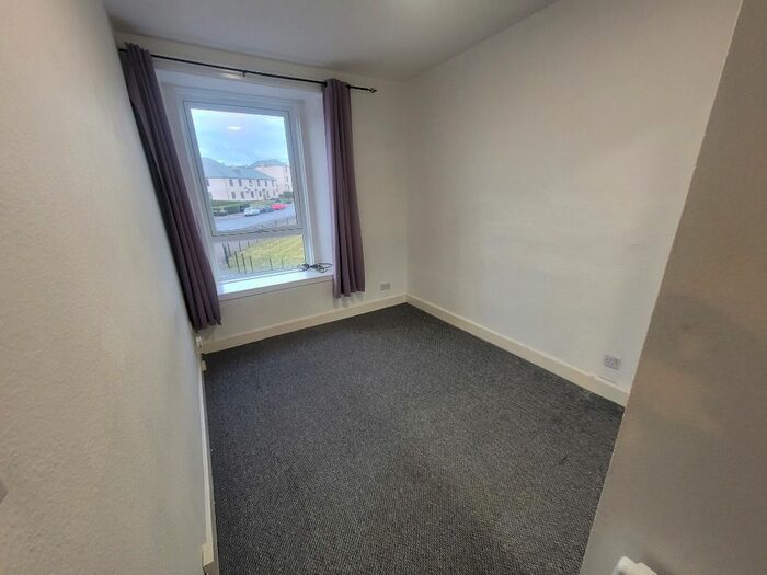 1 Bedroom Flat To Rent In Strathmartine Road, Coldside, Dundee, DD3