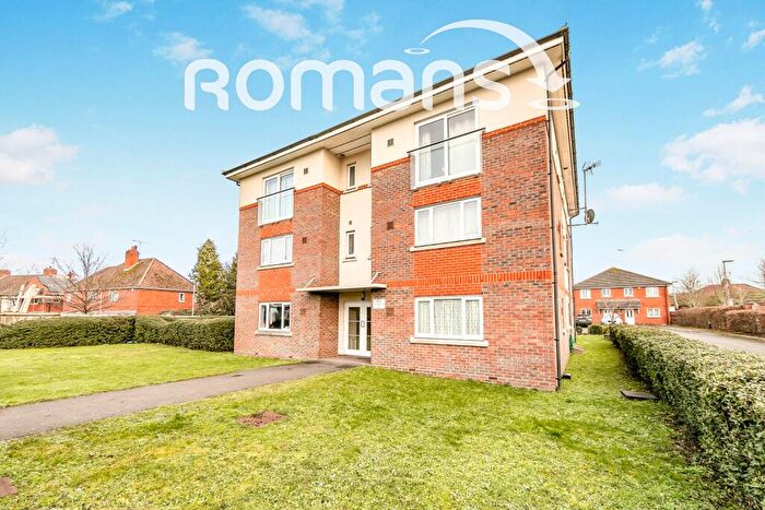 2 Bedroom Flat To Rent In Basingstoke Road, Reading, RG2