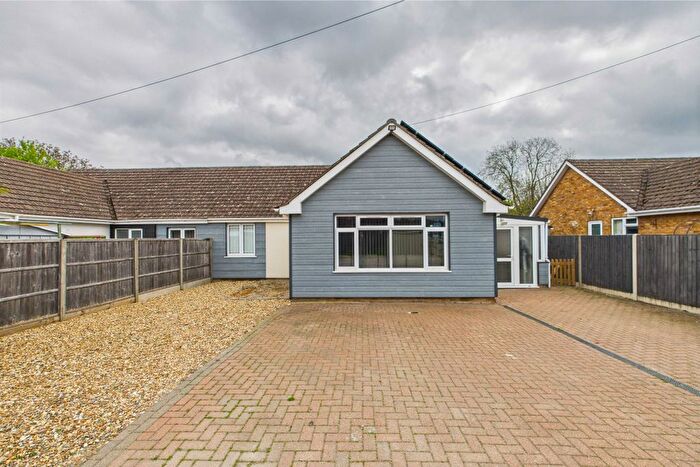 3 Bedroom Semi-Detached Bungalow For Sale In Lime Kiln Lane, Feltwell, IP26