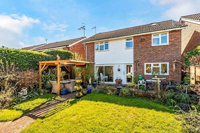 3 Bedroom Detached House For Sale In Marlhurst, Edenbridge, Kent, TN8