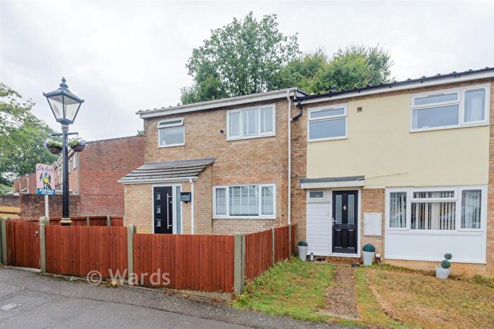 3 Bedroom End Of Terrace House For Sale In Conifer Drive, Lords Wood, Chatham, Kent, ME5