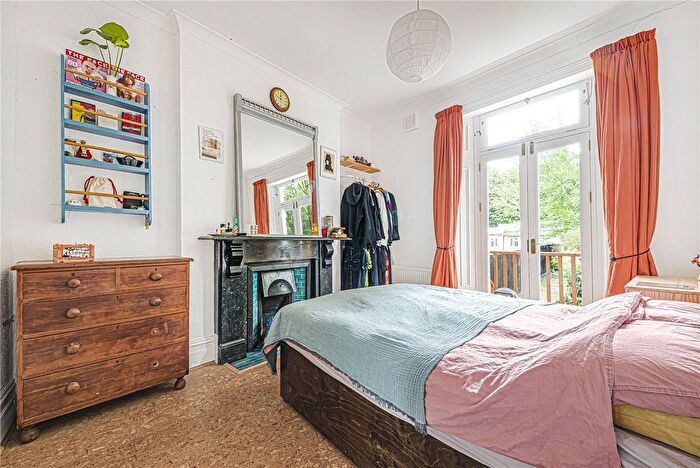 1 Bedroom Flat For Sale In Lee High Road, London, SE12