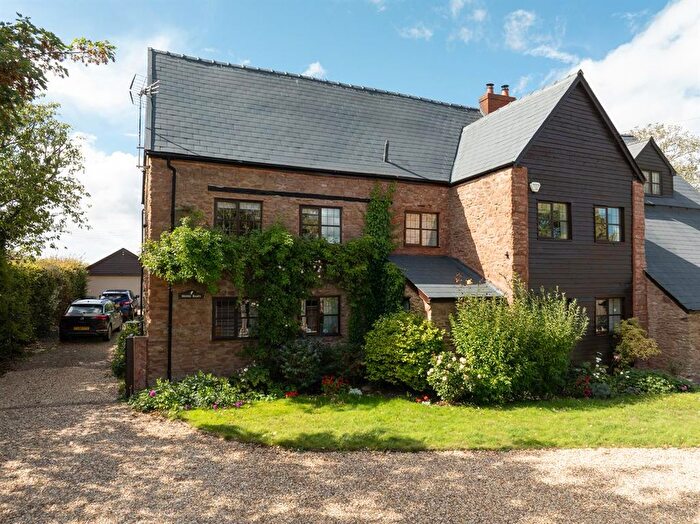4 Bedroom Barn Conversion For Sale In Home Barn, Peterstow, Ross-On-Wye, Herefordshire, HR9