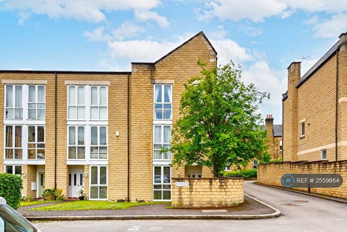 4 Bedroom End Of Terrace House To Rent In Alexandra Gardens, Sheffield, S11