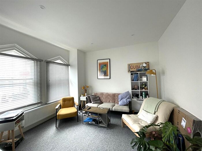 2 Bedroom Maisonette To Rent In Rugby Place, Brighton, BN2