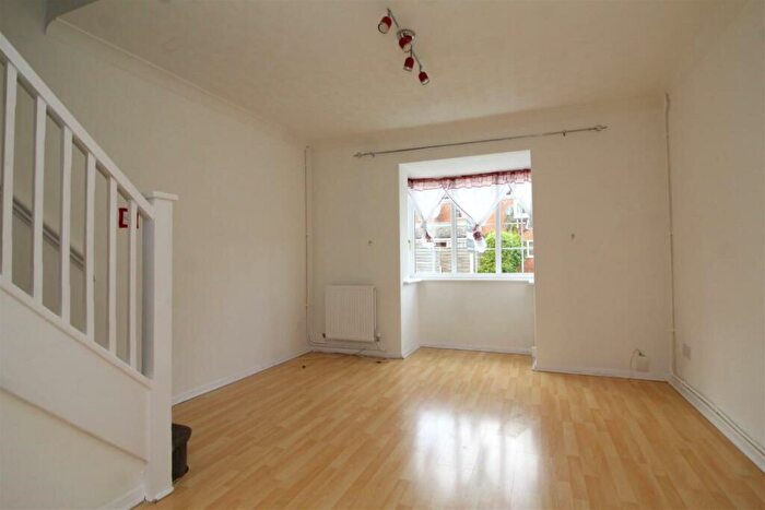 2 Bedroom End Of Terrace House To Rent In Eaglesthorpe, New England, Peterborough, PE1