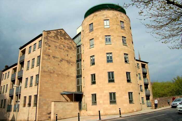 2 Bedroom Flat To Rent In Nelson Street, Lancaster, LA1