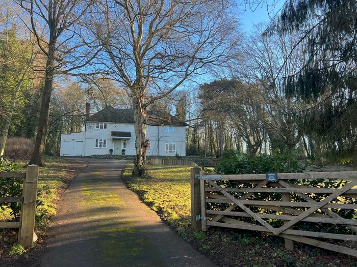 5 Bedroom Detached House To Rent In High Molewood, Hertford, SG14