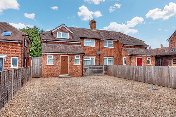 5 Bedroom Semi-Detached House For Sale In Jubilee Road, Stokenchurch, HP14