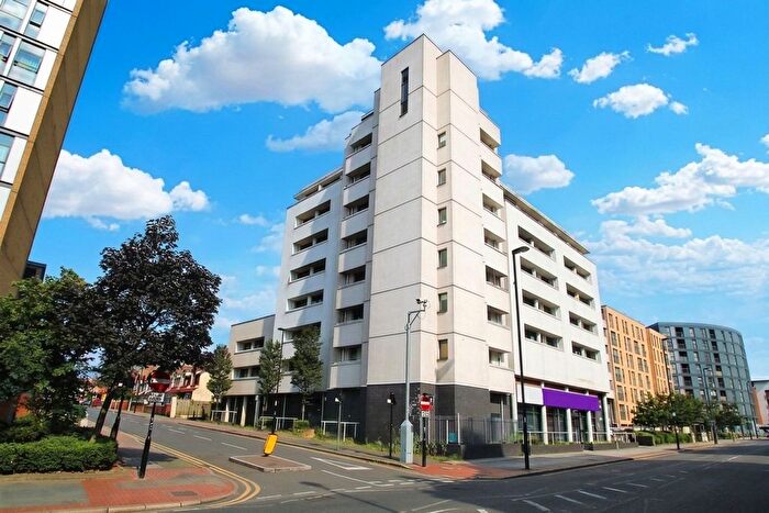2 Bedroom Flat To Rent In London Road, Croydon, CR0