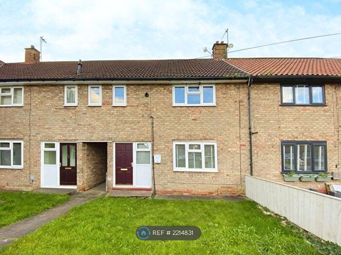 3 Bedroom Terraced House To Rent In Burcott Garth, Hull, HU4