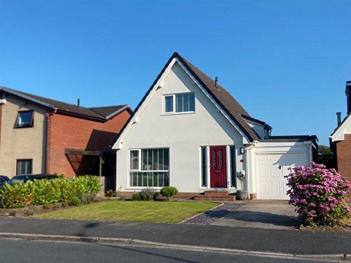 2 Bedroom Detached House For Sale In Forest Drive, Lytham, FY8