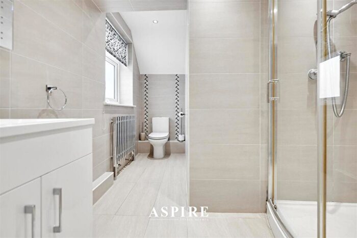 4 Bedroom Detached House For Sale In Video Presentation Inside - Tudor Avenue, Stanford-Le-Hope, SS17