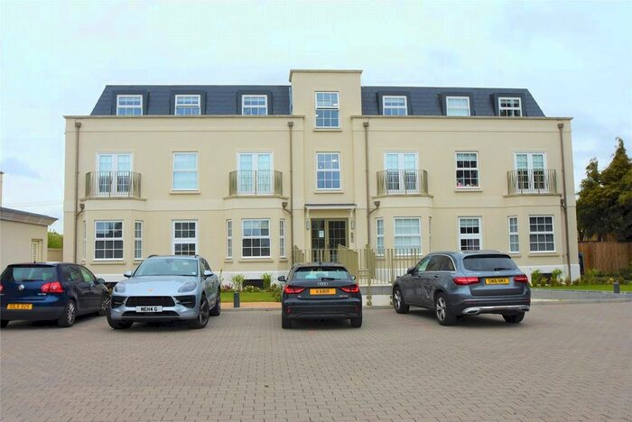 2 Bedroom Property To Rent In Melwood House, 143 Slough Road, Slough, Berkshire SL3
