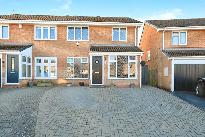 3 Bedroom Semi-Detached House For Sale In Moore Close, Perton, Wolverhampton, Staffordshire, WV6