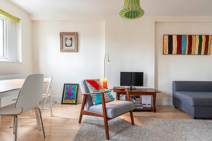 1 Bedroom Flat To Rent In Edgware Road, London, W2