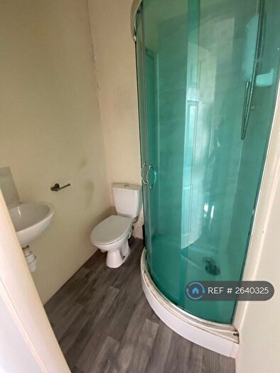 Studio To Rent In Sheffield, Sheffield, S6