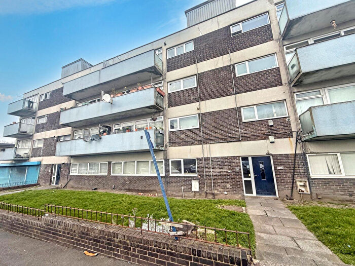 Studio For Sale In Moorside Court, Cowgate, Newcastle Upon Tyne, Tyne And Wear, NE5