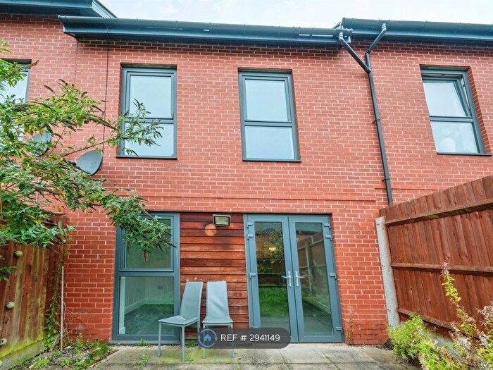 3 Bedroom Terraced House To Rent In Colbrand Grove, Birmingham, B15