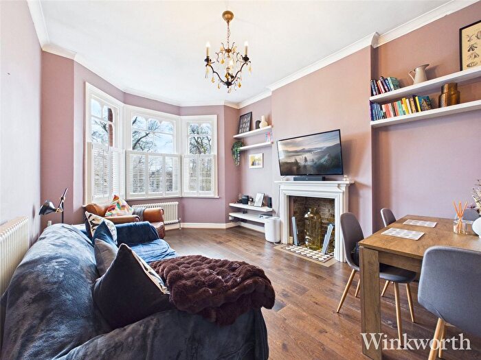 2 Bedroom Flat To Rent In Leopold Road, London, W5
