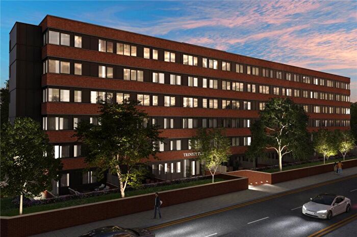 1 Bedroom Flat To Rent In New Road, Gravesend, Kent, DA11