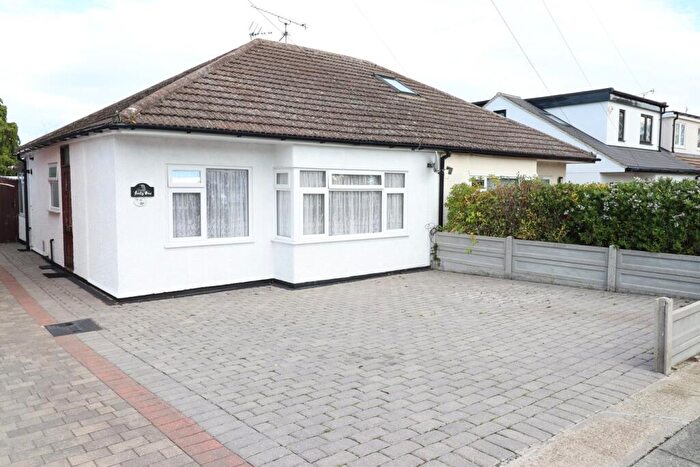 2 Bedroom Semi-Detached Bungalow For Sale In Bohemia Chase, Leigh-on-Sea, SS9