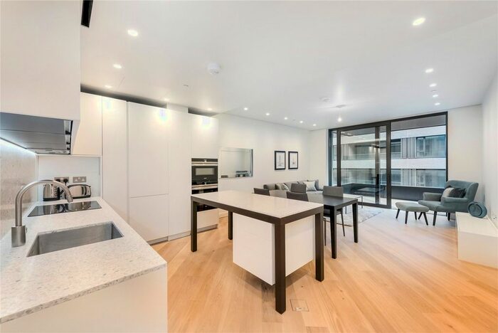 2 Bedroom Flat To Rent In Wood Crescent, Television Centre, White City, London, W12
