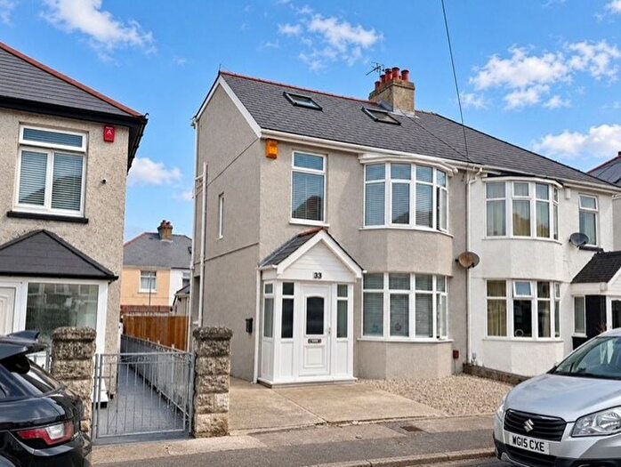 4 Bedroom Semi Detached House For Sale In Ayreville Road, Beacon Park, Plymouth, PL2