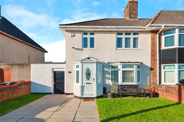 3 Bedroom End Of Terrace House For Sale In Stockbridge Lane, Liverpool, Merseyside, L36