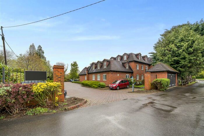 2 Bedroom Apartment To Rent In Old Bath Road, Charvil, Reading, RG10