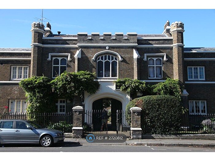 1 Bedroom Flat To Rent In Sedgmoor Place, London, SE5