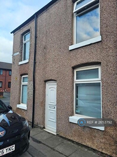4 Bedroom End Of Terrace House To Rent In Hengist Street, Bolton, BL2