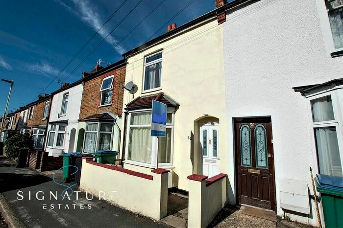 2 Bedroom Terraced House To Rent In Brightwell Road, Watford, WD18