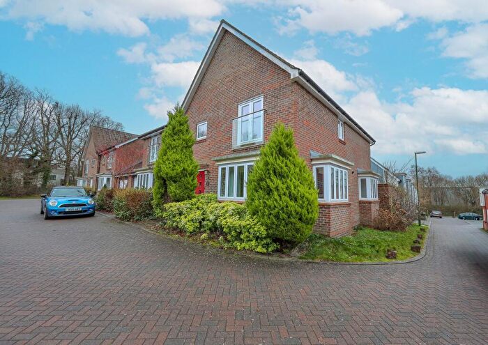 4 Bedroom Semi Detached House For Sale In Goldfinch Road, Burgess Hill, RH15