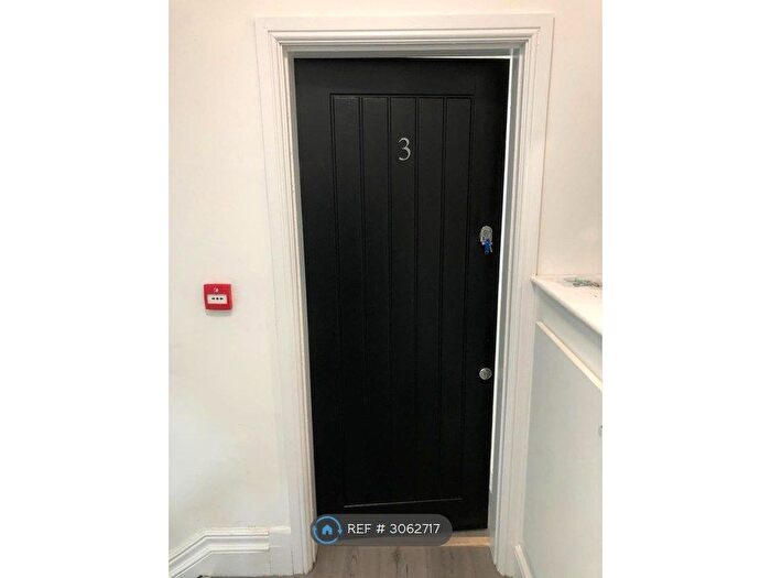 1 Bedroom Flat To Rent In Crosby Road South, Liverpool, L21
