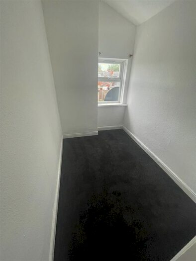 3 Bedroom Terraced House To Rent In Woodlands Street, Smethwick, B66