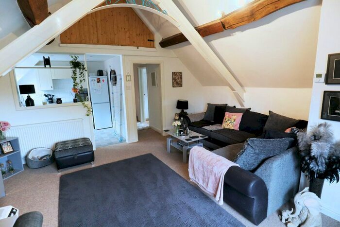 1 Bedroom Maisonette To Rent In Church Street, Alcester, B49