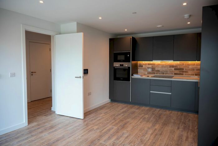 2 Bedroom Flat To Rent In Potato Wharf, Manchester, M3