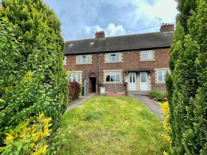 2 Bedroom Terraced House For Sale In Bakewell Road, Matlock, Derbyshire, DE4