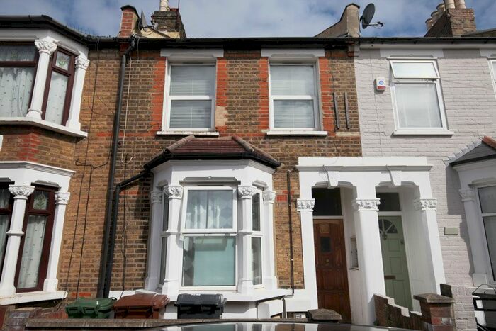 1 Bedroom Flat To Rent In Thorpe Road, Walthamstow, E17