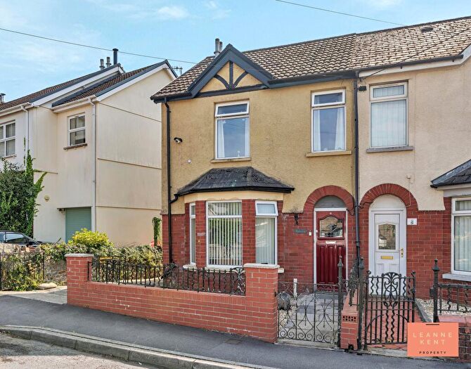 3 Bedroom Semi-Detached House For Sale In Forge Road, Machen, CF83
