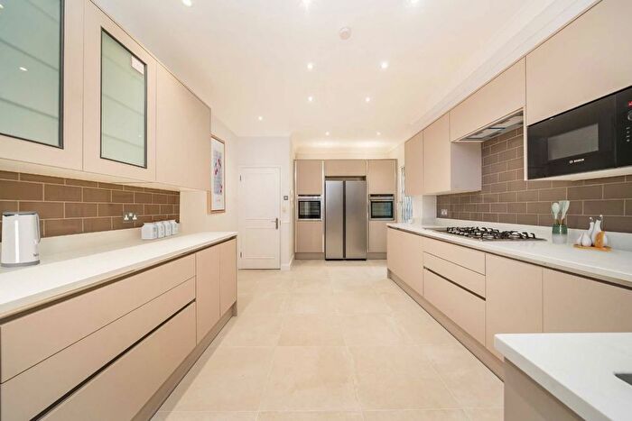 4 Bedroom Detached House To Rent In Farm Avenue, West Hampstead, NW2