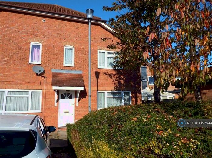 2 Bedroom Terraced House To Rent In Colwyn Close, Stevenage, SG1